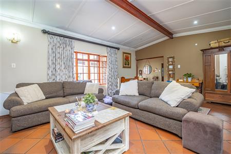 False - House For Sale in Heidelberg Central, Heidelberg, Gauteng - M126744