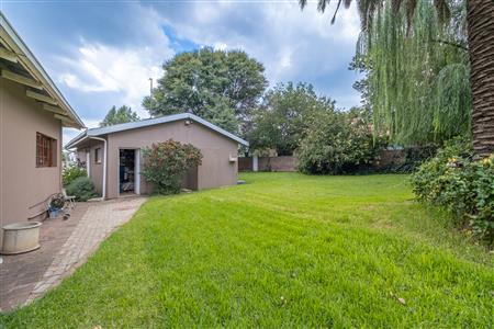 False - House For Sale in Heidelberg Central, Heidelberg, Gauteng - M126744