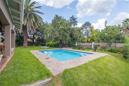 False - House For Sale in Heidelberg Central, Heidelberg, Gauteng - M126744