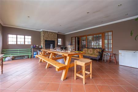False - House For Sale in Heidelberg Central, Heidelberg, Gauteng - M126744