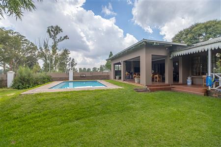 False - House For Sale in Heidelberg Central, Heidelberg, Gauteng - M126744