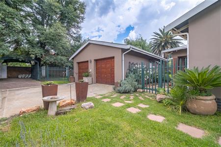 False - House For Sale in Heidelberg Central, Heidelberg, Gauteng - M126744