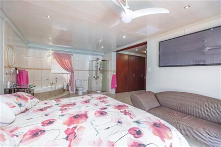 False - House For Sale in Heidelberg Central, Heidelberg, Gauteng - M126763