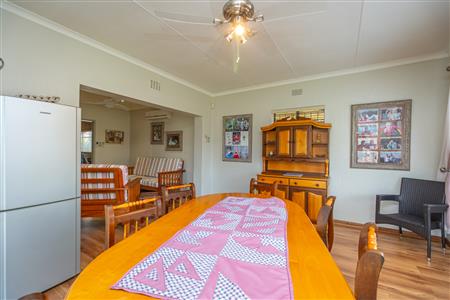 False - House For Sale in Heidelberg Central, Heidelberg, Gauteng - M126763