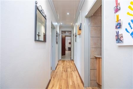 False - House For Sale in Heidelberg Central, Heidelberg, Gauteng - M126763