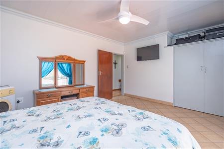 False - House For Sale in Heidelberg Central, Heidelberg, Gauteng - M126763