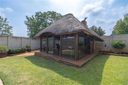 False - House For Sale in Heidelberg Central, Heidelberg, Gauteng - M126763