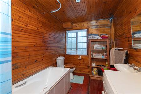 False - House Unavailable in Old Place, Knysna, Western Cape - M126762