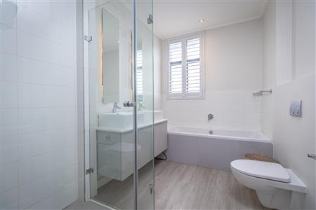 False - Townhouse For Sale in Bryanston, Sandton, Gauteng - M123895