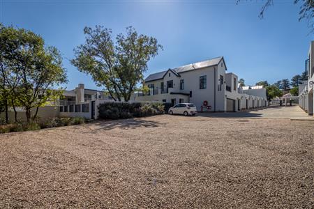 False - Townhouse For Sale in Bryanston, Sandton, Gauteng - M123895