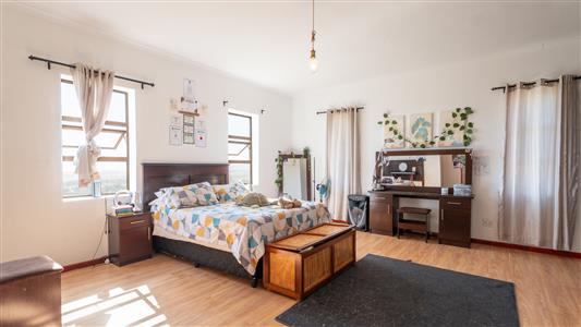 False - House For Sale in Firlands, Gordons Bay, Western Cape - M126777