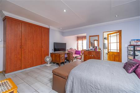 False - House For Sale in Heidelberg Proper, Heidelberg, Gauteng - M126764