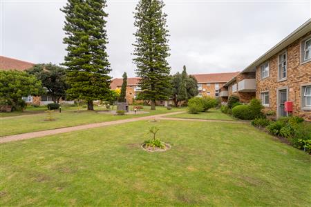 False - Apartment For Sale in Pinelands, Cape Town, Western Cape - M124099