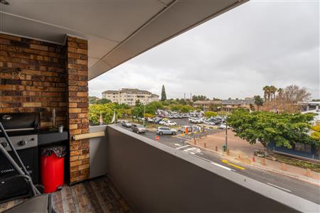 False - Apartment For Sale in Pinelands, Cape Town, Western Cape - M124099