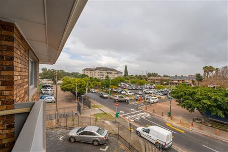 False - Apartment For Sale in Pinelands, Cape Town, Western Cape - M124099