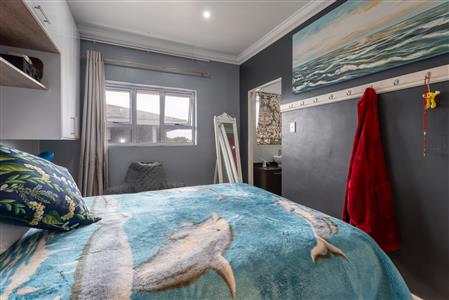 False - Apartment For Sale in Pinelands, Cape Town, Western Cape - M124099