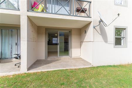Apartment To Rent in Vredekloof East, Brackenfell, Western Cape - M126785