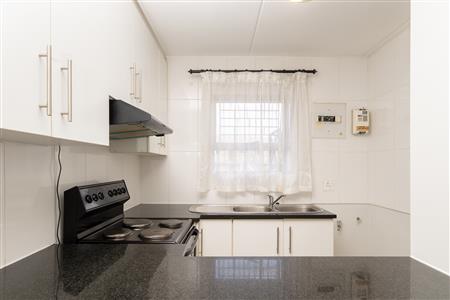 Apartment To Rent in Vredekloof East, Brackenfell, Western Cape - M126785