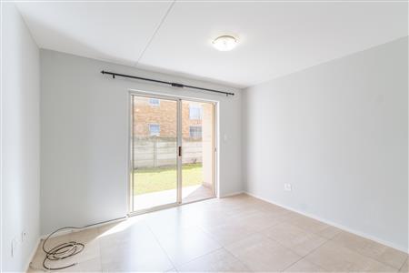 Apartment To Rent in Vredekloof East, Brackenfell, Western Cape - M126785
