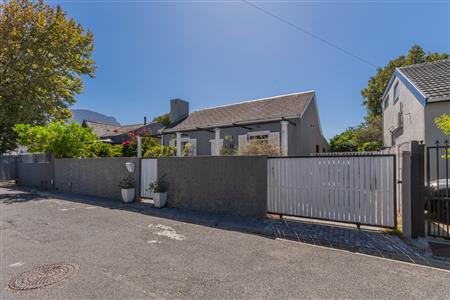 House Sold in Harfield Village, Claremont, Cape Town, Western Cape - M126794
