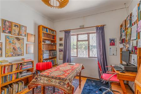House Sold in Harfield Village, Claremont, Cape Town, Western Cape - M126794