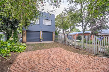 False - House For Sale in Heidelberg Central, Heidelberg, Gauteng - M126781