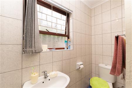 House Sold in Churchill Estate, Parow, Western Cape - M126802