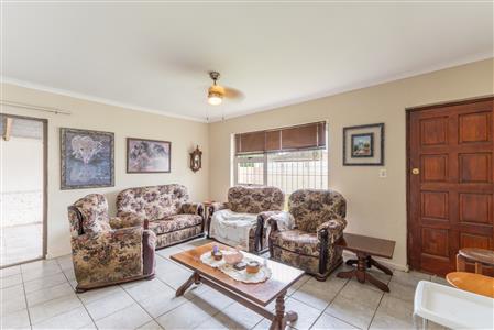 House Sold in Churchill Estate, Parow, Western Cape - M126802