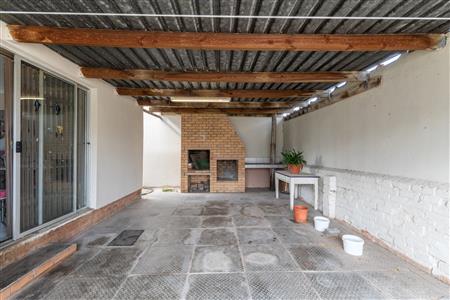 House Sold in Churchill Estate, Parow, Western Cape - M126802