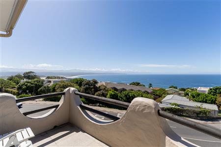 Apartment Unavailable in Plettenberg Bay Central, Plettenberg Bay, Western Cape - M126810