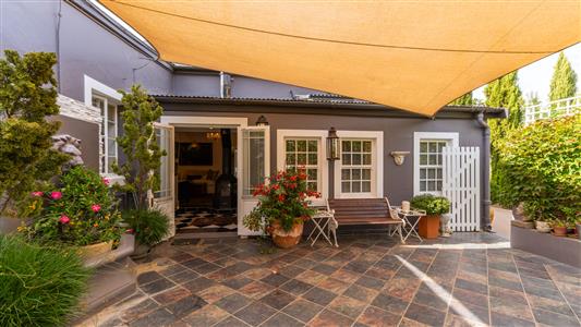 House For Sale in Villiersdorp, Western Cape - M126803