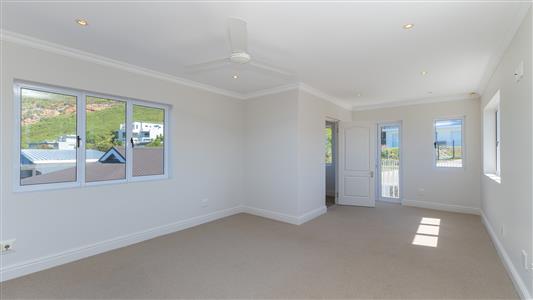 House For Sale in Whale Rock, Plettenberg Bay, Western Cape - M126804