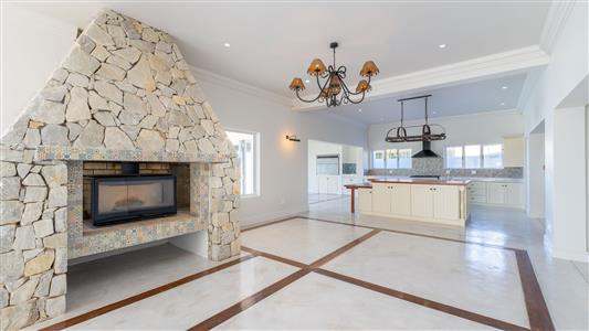 House For Sale in Whale Rock, Plettenberg Bay, Western Cape - M126804