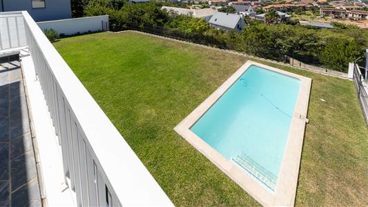 House For Sale in Whale Rock, Plettenberg Bay, Western Cape - M126804
