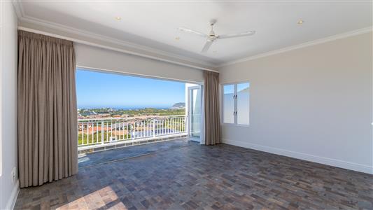 House For Sale in Whale Rock, Plettenberg Bay, Western Cape - M126804