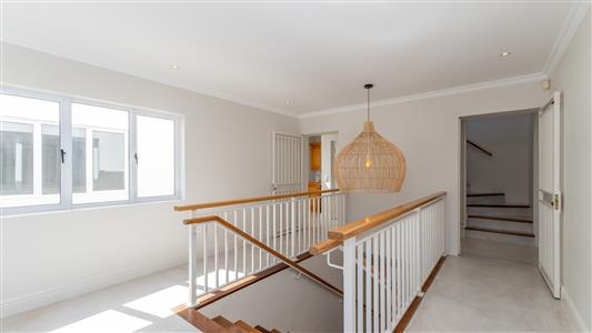 House For Sale in Whale Rock, Plettenberg Bay, Western Cape - M126804