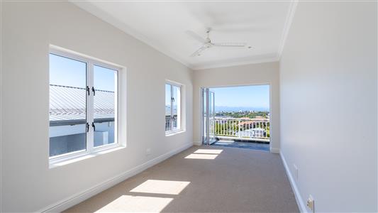 House For Sale in Whale Rock, Plettenberg Bay, Western Cape - M126804