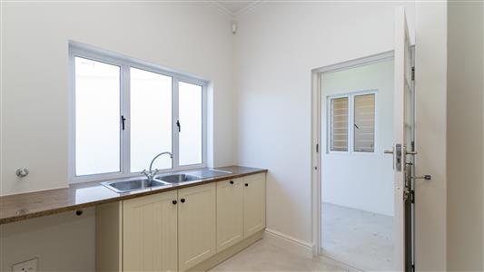 House For Sale in Whale Rock, Plettenberg Bay, Western Cape - M126804