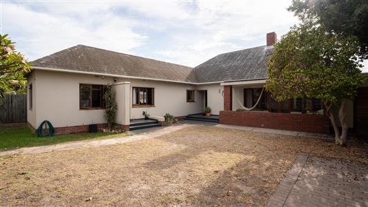 House Sold in Plumstead, Cape Town, Western Cape - M126800