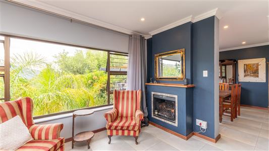 House For Sale in Villiersdorp, Western Cape - M126807