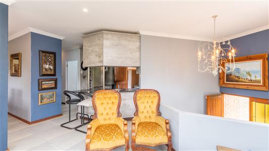 House For Sale in Villiersdorp, Western Cape - M126807