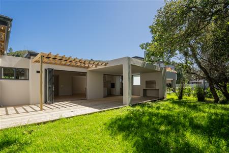 False - House For Sale in Keurbooms River, Keurbooms, Plettenberg Bay, Western Cape - M126857