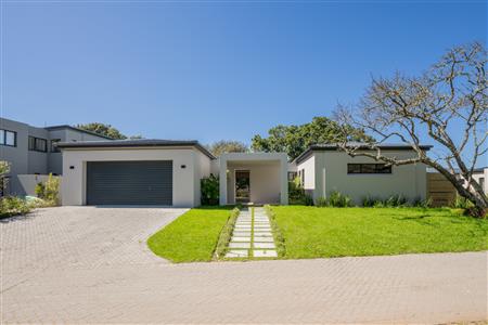 False - House For Sale in Keurbooms River, Keurbooms, Plettenberg Bay, Western Cape - M126857