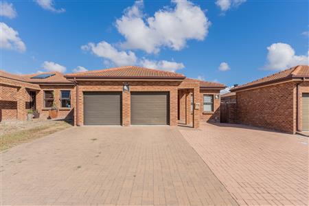 False - House For Sale in Soneike, Kuils River, Western Cape - M126847