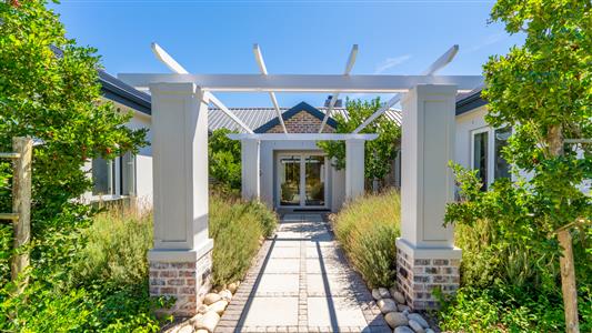 False - House Sold in Val de Vie Estate, Paarl, Western Cape - M126643