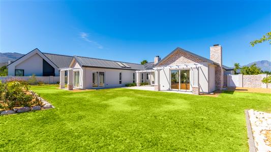 False - House Sold in Val de Vie Estate, Paarl, Western Cape - M126643