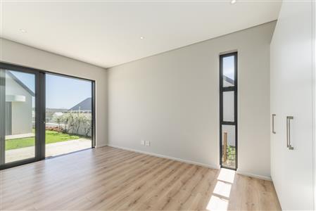 False - House For Sale in Plettenberg Bay Central, Plettenberg Bay, Western Cape - M126858