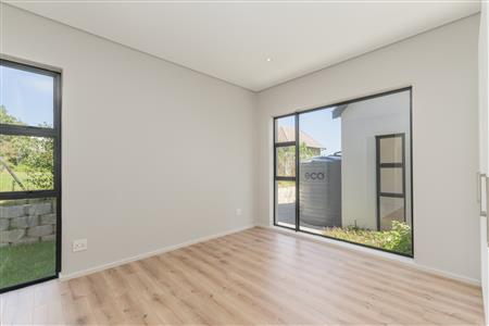 False - House For Sale in Plettenberg Bay Central, Plettenberg Bay, Western Cape - M126858