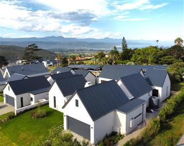 False - House For Sale in Plettenberg Bay Central, Plettenberg Bay, Western Cape - M126858
