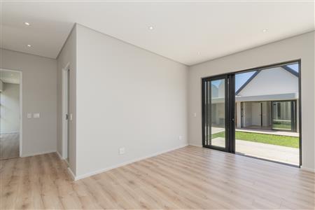 False - House For Sale in Plettenberg Bay Central, Plettenberg Bay, Western Cape - M126858